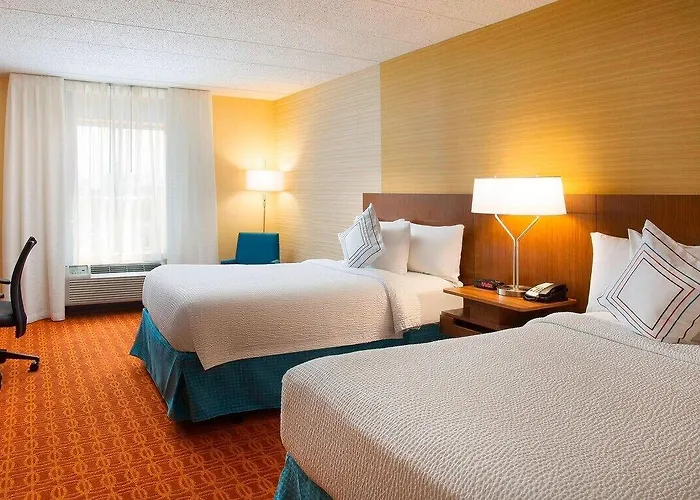 Fairfield & Chicago Midway Airport 3*