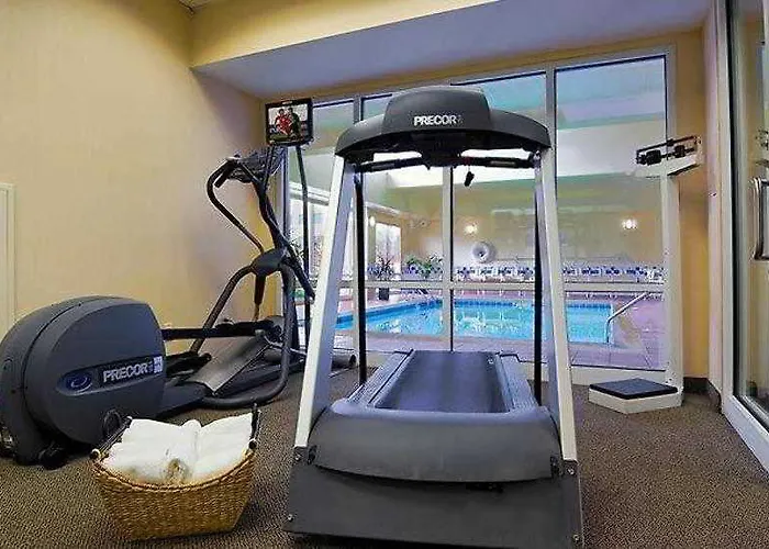 Hotel Fairfield & Chicago Midway Airport Bedford Park